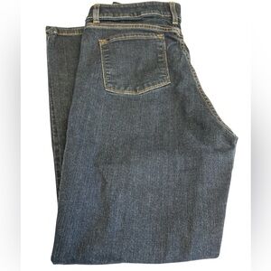 L. L. Bean jeans classic fit straight leg button/zipper close 5 pockets Sz 12MT